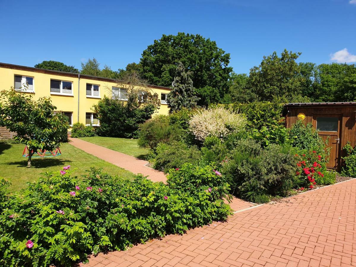 Ferienwohnung Ruegen In Samtens Exterior foto